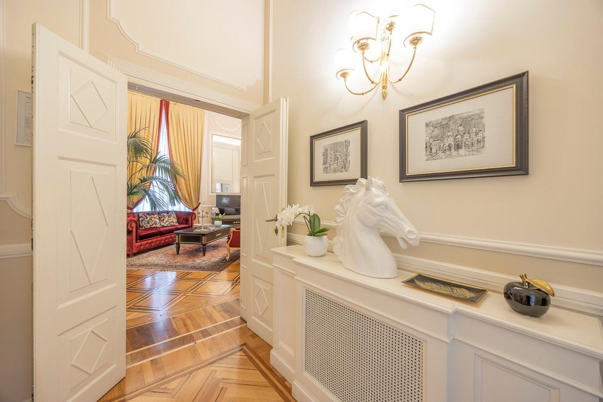 Palazzo Monga Boutique Guesthouse Verona Esterno foto